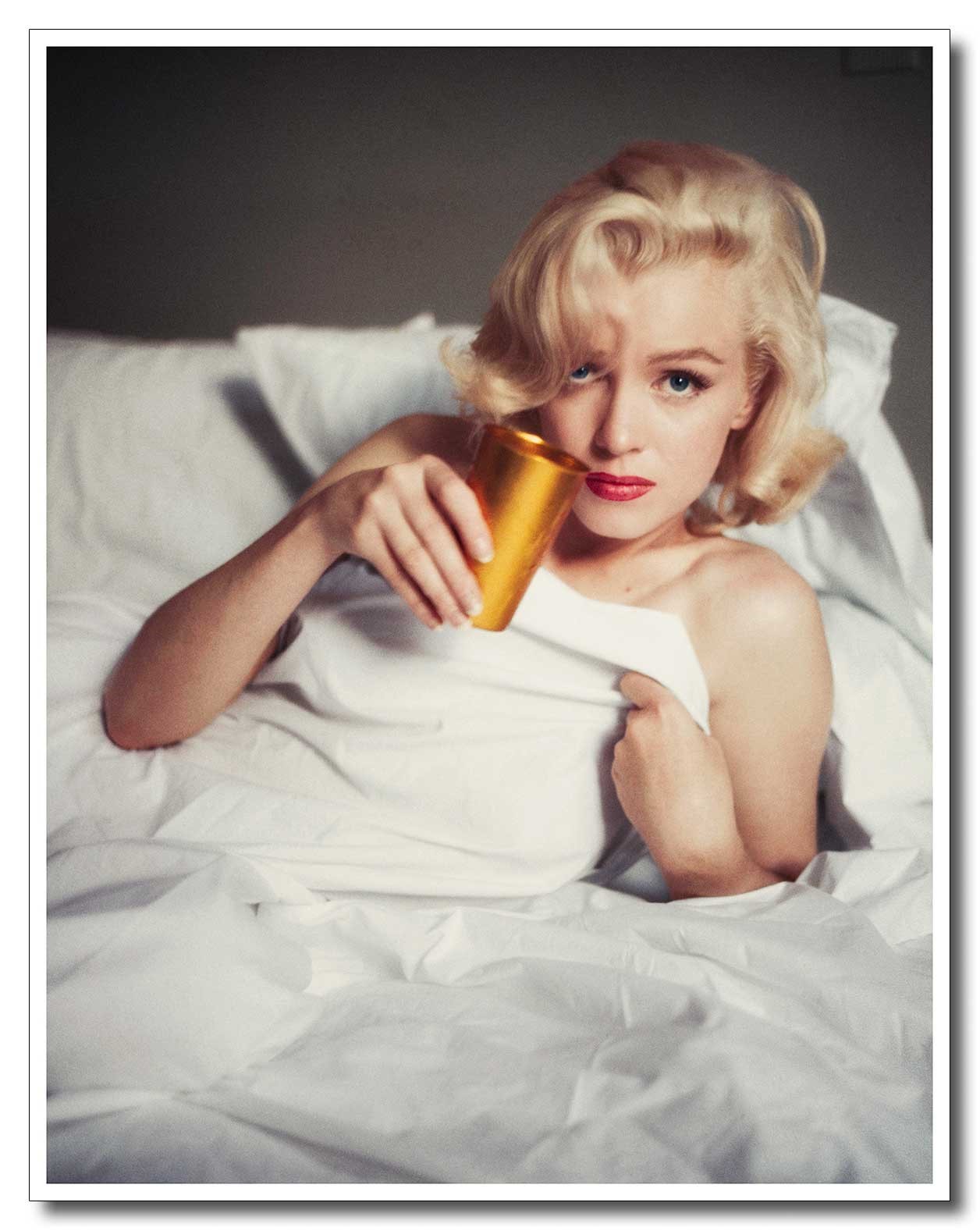 Amazon.com: The Essential Marilyn Monroe by Milton H 